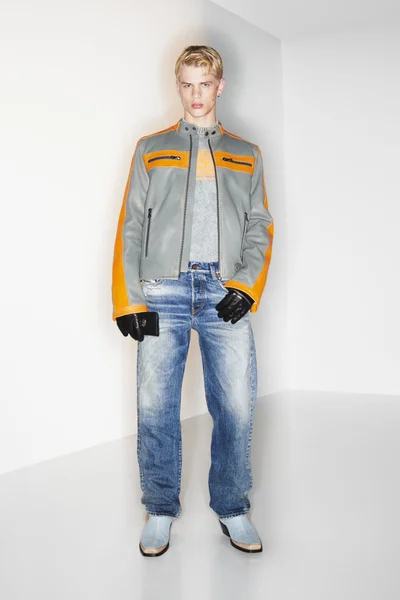 Look 8